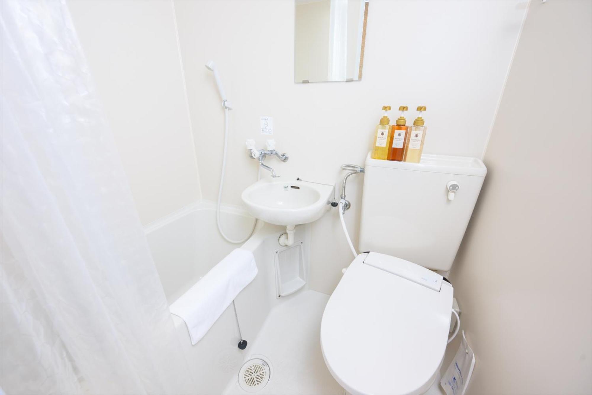 Hiroshima Wabisabi Hotel - 市内中心部のリーズナブルホテル - 電停近く移動に便利 - Low Price And Super Convenient To Get Around, Despite Being In The Center Of City Exterior photo